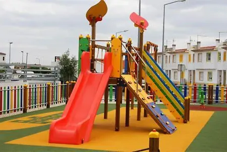 Apartamento Rogil Hébergement de vacances *